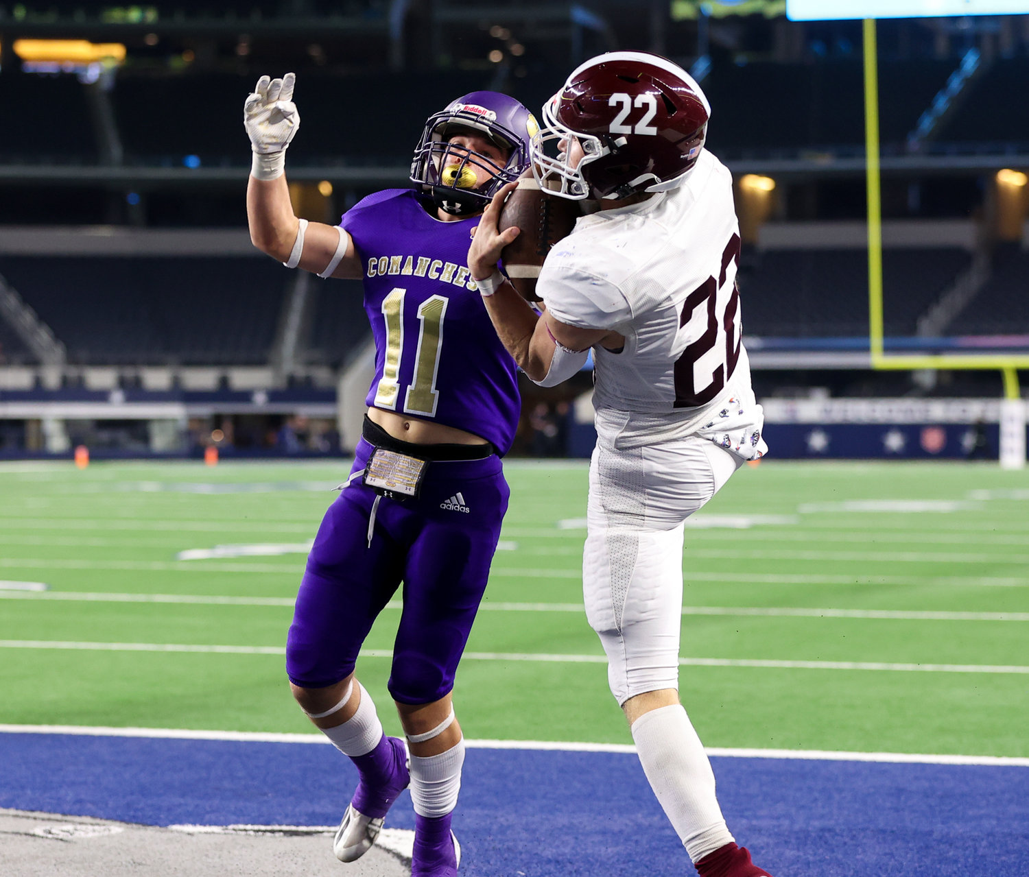 Hawley Bearcats junior Will Scott (22) brings in a touchdown catch during the Class 2A Division I state football championship game between Shiner and Hawley on December 15, 2021 in Arlington, Texas.